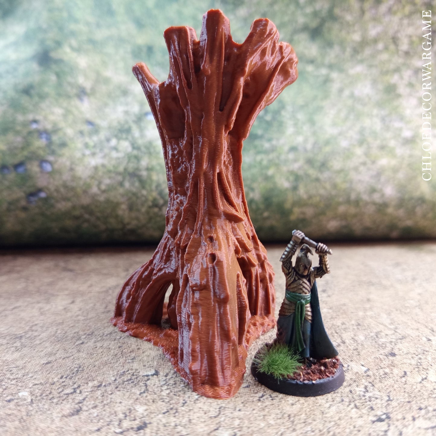 Arbre géant noueux