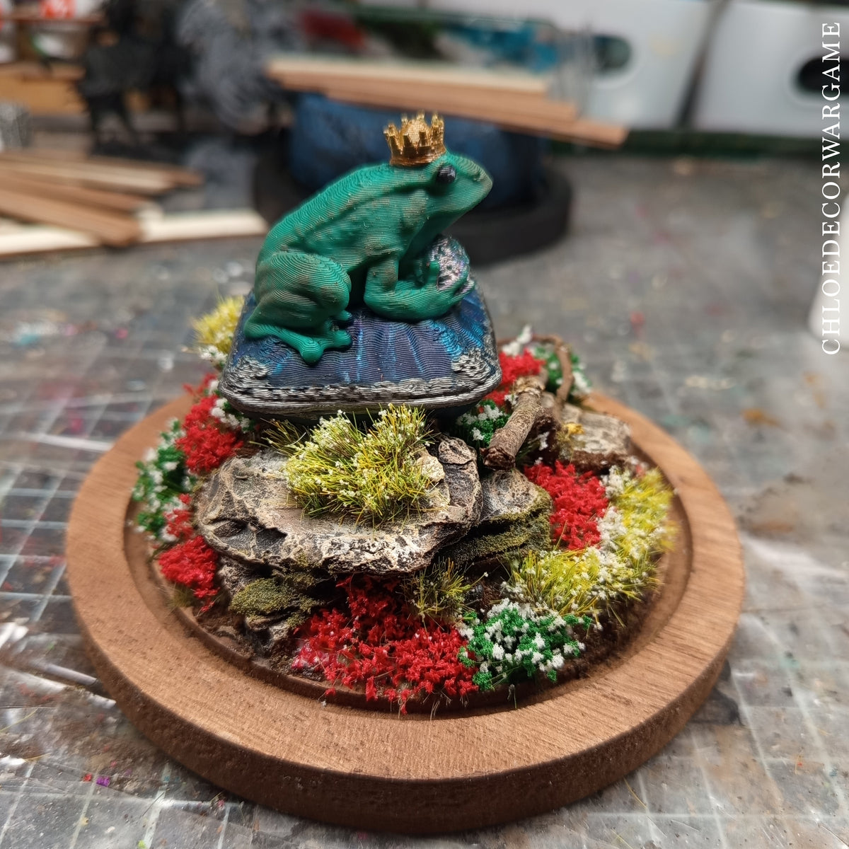 Prince Grenouille – Collection de Dioramas Fantasy sous Cloche & Décors Miniatures
