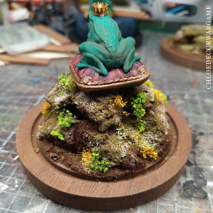 Prince Grenouille – Collection de Dioramas Fantasy sous Cloche & Décors Miniatures